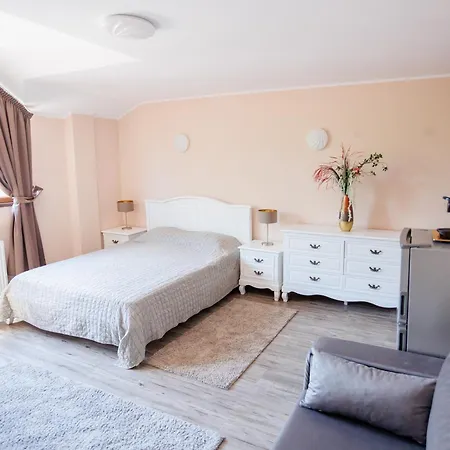 Апартаменти Bella